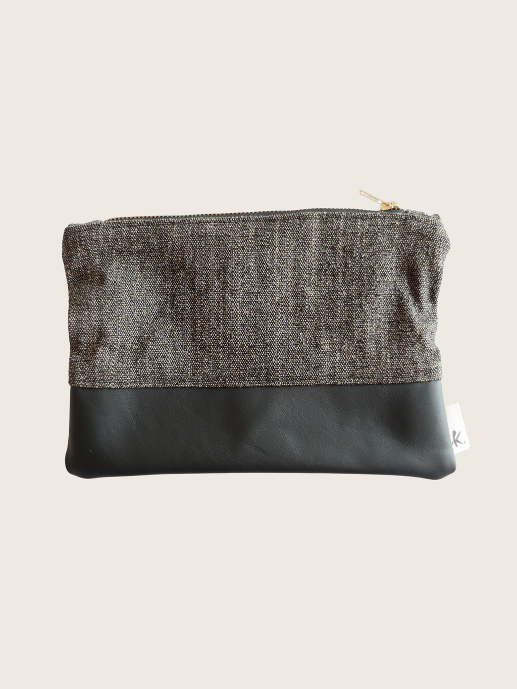 Astuccio pochette con zip in tessuto e pelle – Ardesia
