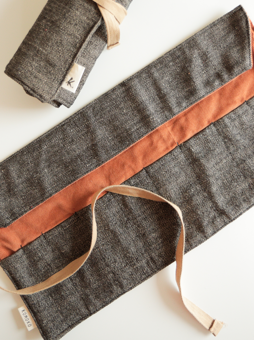 Astuccio arrotolabile per Calligrafia – Ardesia