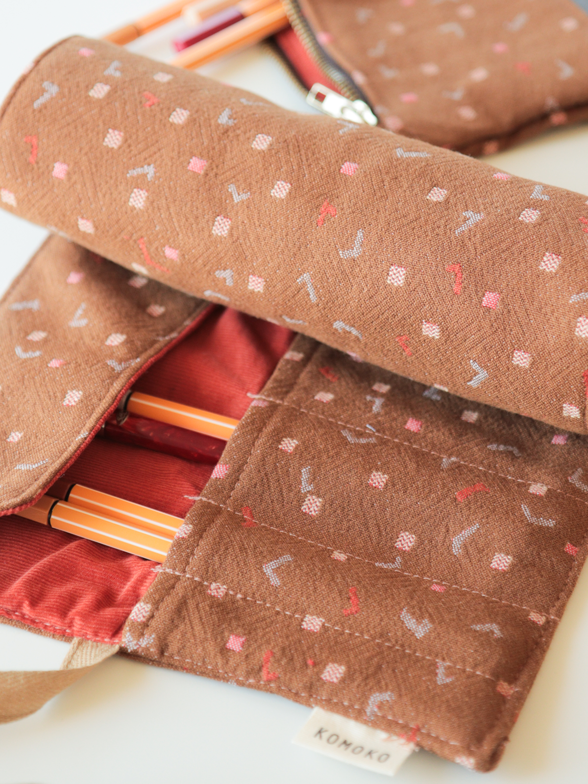 Astuccio arrotolabile per Calligrafia – Terracotta